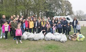 Razzamataz Sutton Coldfield students and teachers at the Great British Clean Up. recycling, climate change, theatre schools, reducing plastic